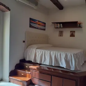 https://domida-apartment.barihotels.org